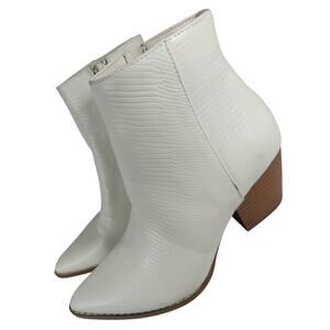 LULU'S! MATISSE CREAM/EGGSHELL VEGAN SNAKESKIN IMPRINT LEATHER ANKLE BOOTS! 5M